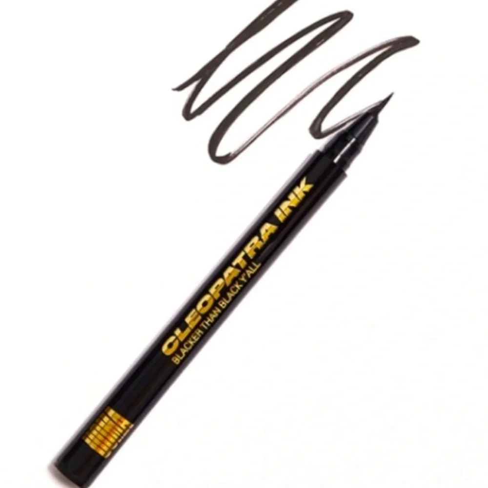 UOMA Cleopatra Ink Liquid Eyeliner in Black NIB